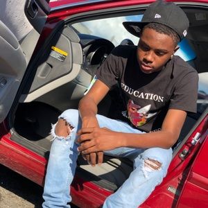 Meet your Posher, Robert